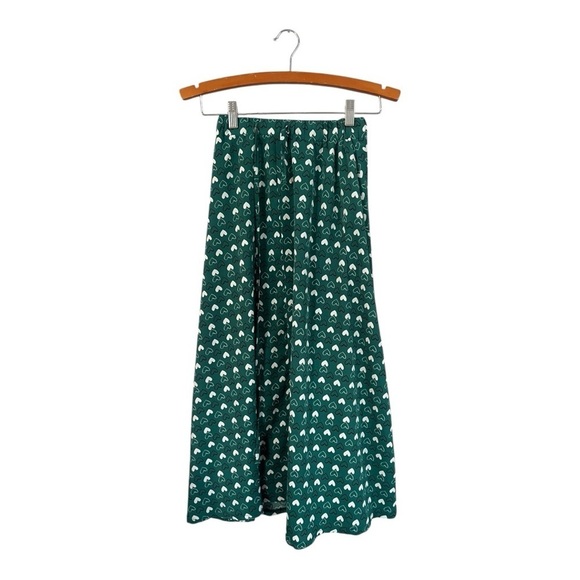 No Name Brand Girls Skirt Green White Heart Printed Size 14 St. Patricks - Picture 2 of 5
